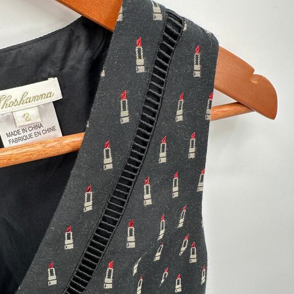 SHOSHANNA Elvira V-Neck Fit & Flare Black Red Lipstick Print Dress // 2 - Picture 6 of 11